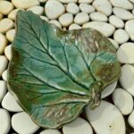 Kāsitöökeraamika-vaagen Leht